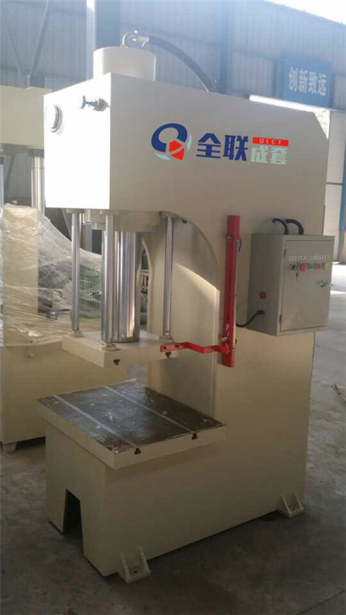 單柱(zhu)液壓機