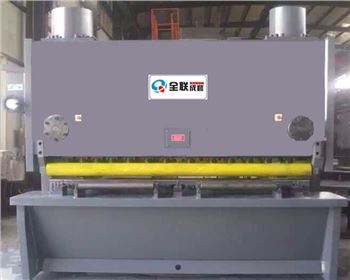 剪闆機操作(zuo)安全生産防(fang)範注意事項(xiang)