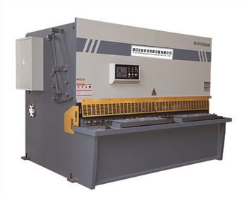 剪闆機操作(zuò)人員日常如(ru)何正确保養(yǎng)使用